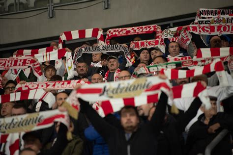 ŁKS Łódź Sandecja Nowy Sącz na trybunach Tak dopingowali kibice