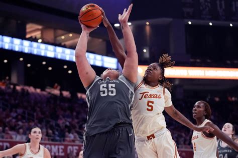 Texas Iowa State Play For Title At Big 12 Basketball Tournament