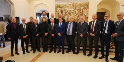 No A Cyberbullismo E Revenge Porn Il Corecom Sicilia Al Fianco Della