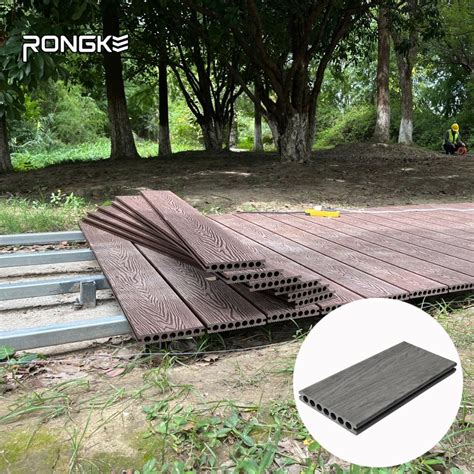 Best Selling 3D Outdoor Wood Grain Composite Decking China 3D