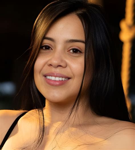 Yury Micole (Model) Wiki, Age, Height, Bio, Weight, Photos, Career and More