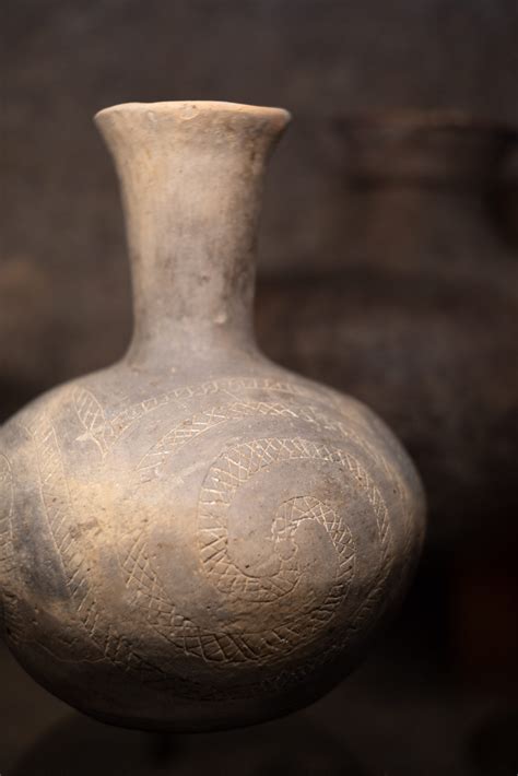 Incised Clay Vessel From The Tunica Treasure 64 Parishes