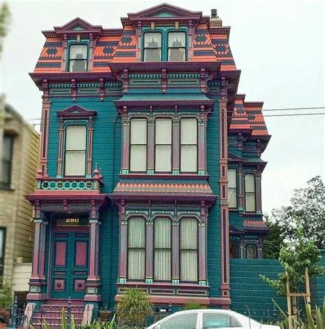 Beautiful 12 Victorian House Colors To Add Elegance