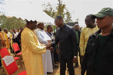 Touba Ducation C R Monie Dinauguration De La Nouvelle