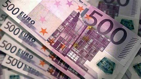 Euro To Dollar Rate Outlook Eur Rebounds Against Usd From Two Month Low