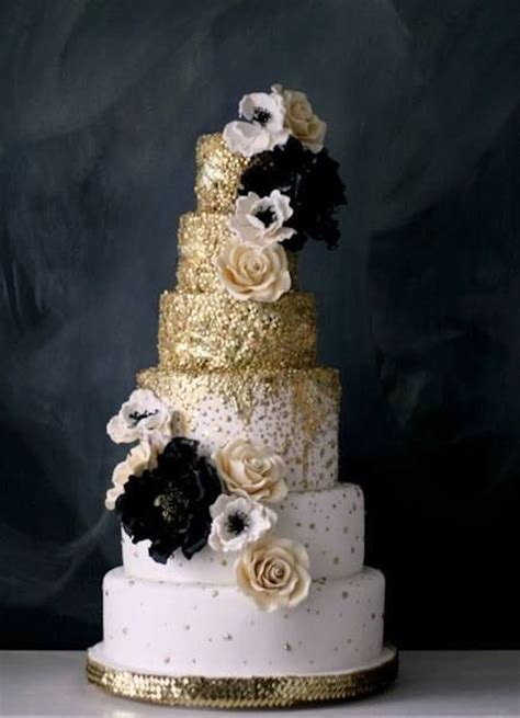 Gorgeous Wedding Cakes With Gold Details Modwedding Gorgeous