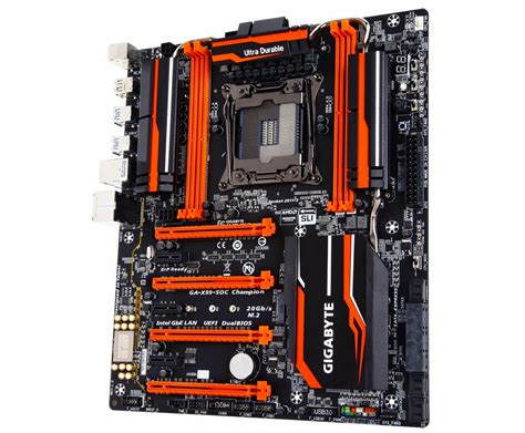 Pcnews: Gigabyte actualiza su socket LGA2011-3 con 4 nuevas board´s X99