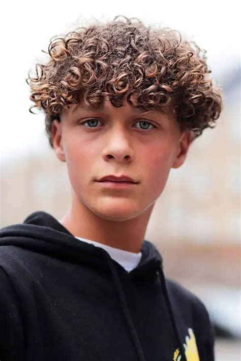 Mastering Style With Curly Bowl Cut Unveiling Striking Ideas For