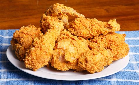 National Fried Chicken Day Where To Get Free Food And Best Deals