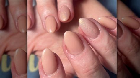Your Basic Nude Mani Is Getting An Upgrade With The Champagne Frosted Trend