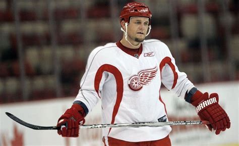 Former Red Wing Darren Mccarty Says Hes Officially Retired Hopes To