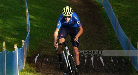 CICLOCROSS COPPA DEL MONDO STEFANO VIEZZI CHIUDE QUARTO A NAMUR TRA