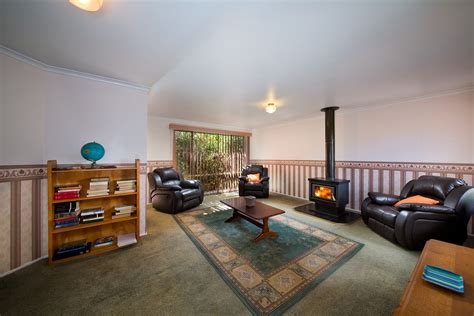 35 St Andrews Avenue, Blackheath, NSW 2785 - Property Real Estate