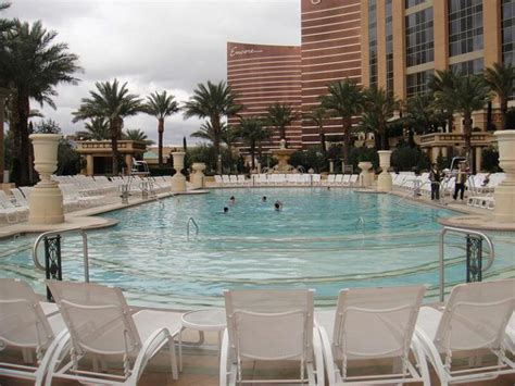 12 Best Las Vegas Hotel Pools – The Best Pools in Vegas!