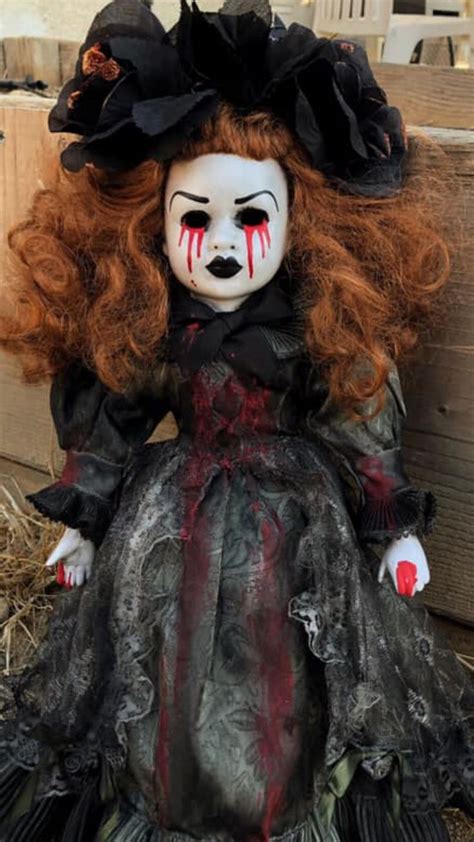 Pin By Melissa Areskog Hayes On Creepy Dolls Creepy Doll Halloween