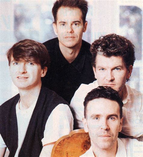 El Regreso De Los Grandes Crowded House