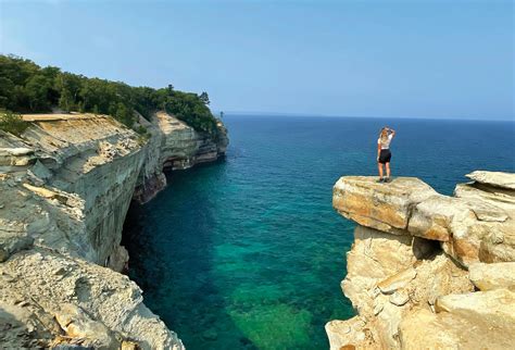 Pictured Rocks National Lakeshore Munising Michigan Longweekends Magazine