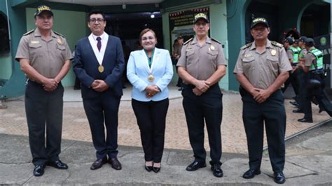 Ceremonia De Izamiento Del Pabell N Nacional Denominada Lunes