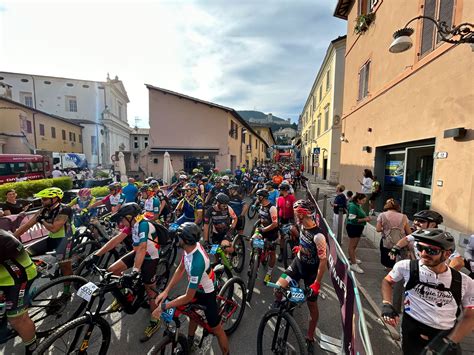 In Duemila Per La Spoleto Norcia In Mountain Bike Le Foto Umbria 24