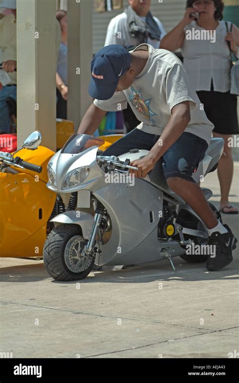 Black Man Motorcycle Hi Res Stock Photography And Images Alamy