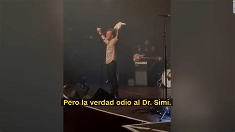 Video Muestra A Rub N Albarr N De Caf Tacvba Decapitar Un Peluche Del