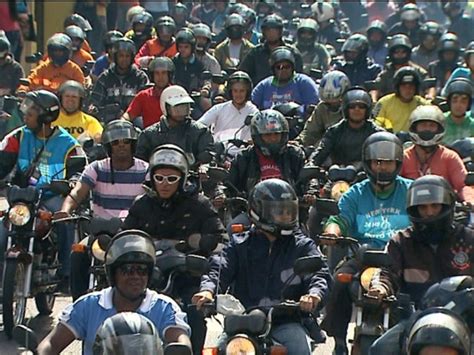 G Mototaxistas Protestam Contra Fim Do Prazo Para Curso De Forma O