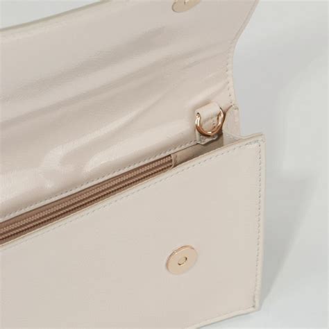 Bolso De Mano Estilo Sobre Efecto Charol De Color Nude I LODI Bolsos De Mujer Online