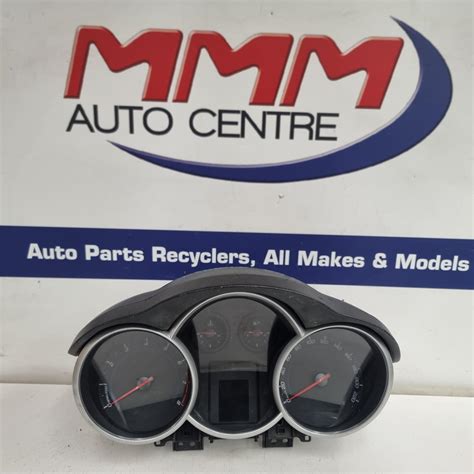 HOLDEN CRUZE JH 03 2011 01 2017 INSTRUMENT CLUSTER PETROL AUTO T M CD