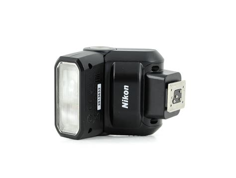 Nikon SB-300 Speedlight Flash Unit Flashgun - Lenses and Cameras