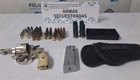 Vendían Armas Por Redes Sociales Y Amenazaban A Los Vecinos Diario Hoy En La Noticia