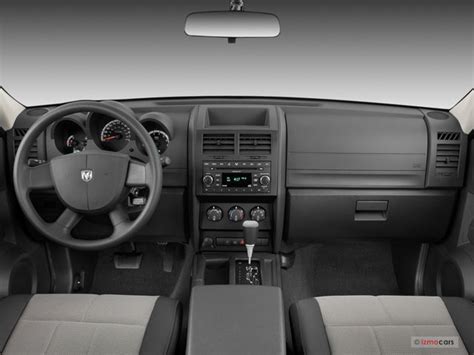 2008 Dodge Nitro: 11 Interior Photos | U.S. News