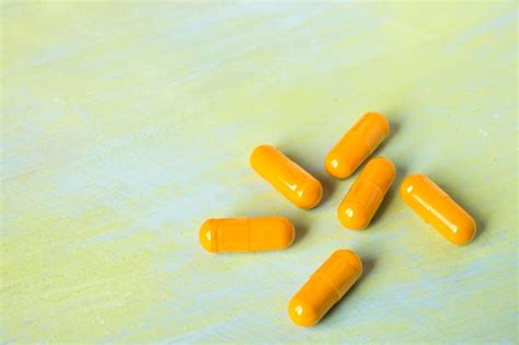 premium photo curcumin capsules