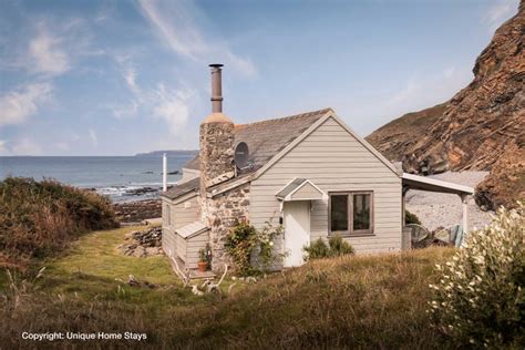 A Hopelessly Romantic Beach Hut In Cornwall That Once Hosted Kate