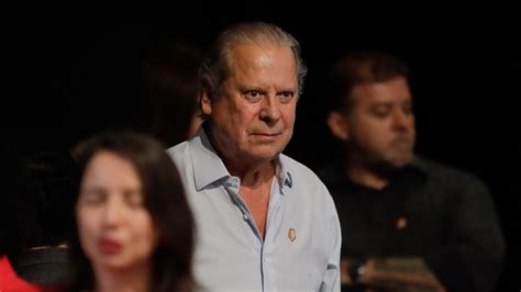 Stj Reduz Pena De José Dirceu Para 4 Anos E 7 Meses