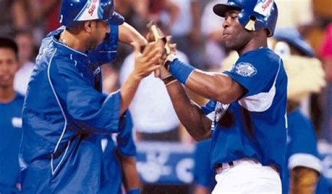 Hern Ndez Conecta Hit De Oro Y Licey Vence A Toros Toros Del Este