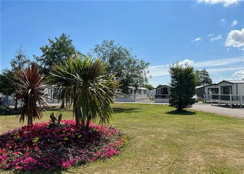 Norfolk Broads Caravan Park Great Yarmouth Potter Heigham Self