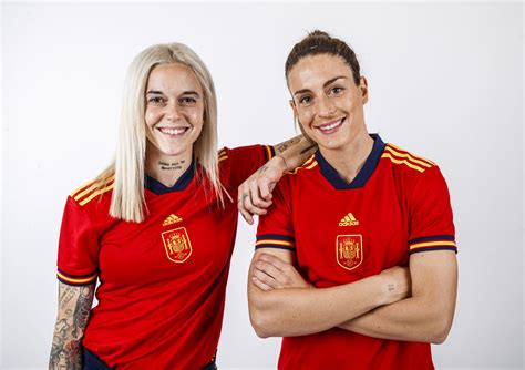 Así Es La Camiseta De La Selección Española Femenina En La Eurocopa 2022