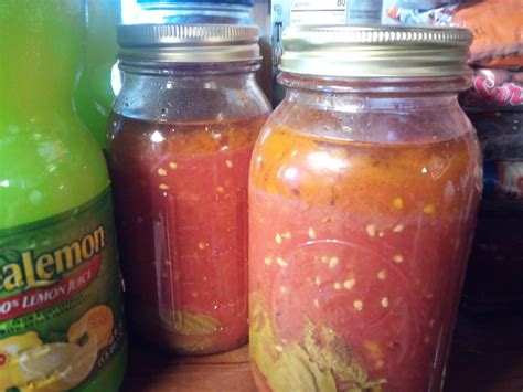 Canned passata sauce changed color: Please be gentle, I am still ...