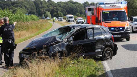 Missglücktes Überholmanöver Unfall auf der B430 bei Hohenwestedt SHZ