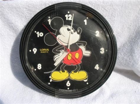 Walt Disney Company Lorus Quartz Mickey Mouse Wall Clock Tested