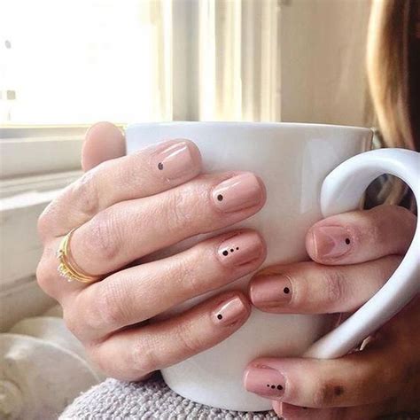 Awesome Minimalist Nail Art Ideas Gliteratious Minimalist