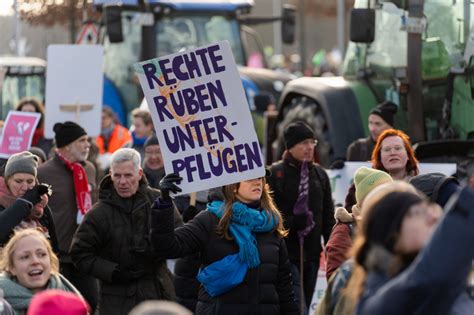 Gegen Rechts Und Wir Haben Es Satt Demos Laakenhof