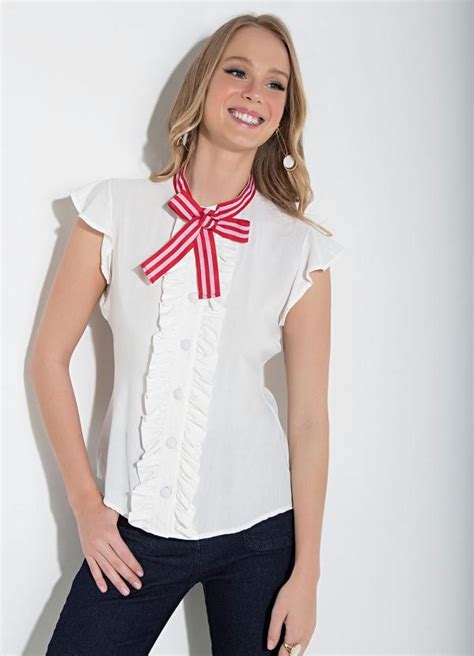 Blusa Quintess Off White Gola La O De Fita Quintess