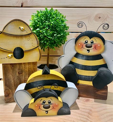 Buzzy Bees Digital Download Etsy Uk In 2023 Bee Crafts Honey Bee