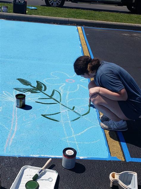 Eastwood students design parking spot art - Sent-trib