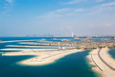 Dubai island Stock Photos, Royalty Free Dubai island Images | Depositphotos