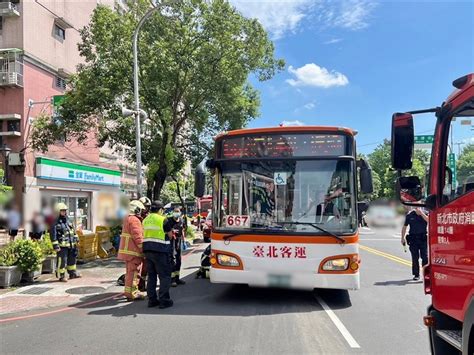 台北客運轉彎未停讓撞斃行人 新北：業者未落實教育訓練罰9萬 社會 中央社 Cna