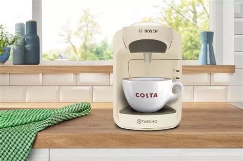 Coffee Fans Snapping Up Costa Pod Friendly Coffee Machine For Under £40 On Amazon Belfast Live