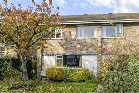 Witney Oxfordshire Ox28 3 Bed Semi Detached House £280 000