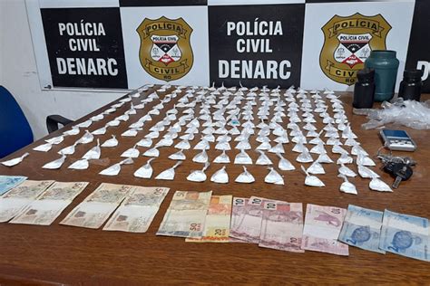 Denarc Fecha Boca De Fumo E Prende Traficante Droga Avaliada Em